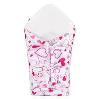 Klasyczny rożek wiązany New Baby różowe serduszka