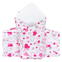 Klasyczny rożek wiązany New Baby różowe serduszka