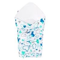 Klasyczny rożek wiązany New Baby niebieskie serduszka