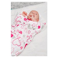 Klasyczny rożek wiązany New Baby niebieskie serduszka