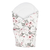 Becik z kokosowym wkładem New Baby biały kwiaty i piórka