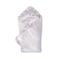 Satenowy becik z koronką New Baby