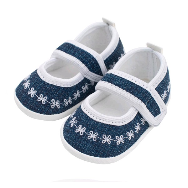 Paputki niemowlęce New Baby Jeans białe 3-6 m
