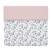 Dziecięcy kocyk wafelkowy z wypełnieniem New Baby różowa króliczki 80x102 cm