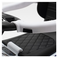 Dziecięcy jeździk z dźwiękiem i rączką Baby Mix AMBULANCE biały