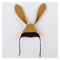 Niemowlęca&#32;bawełniana&#32;czapka&#32;z&#32;uszkami&#32;New&#32;Baby&#32;Favorita&#32;brązowa