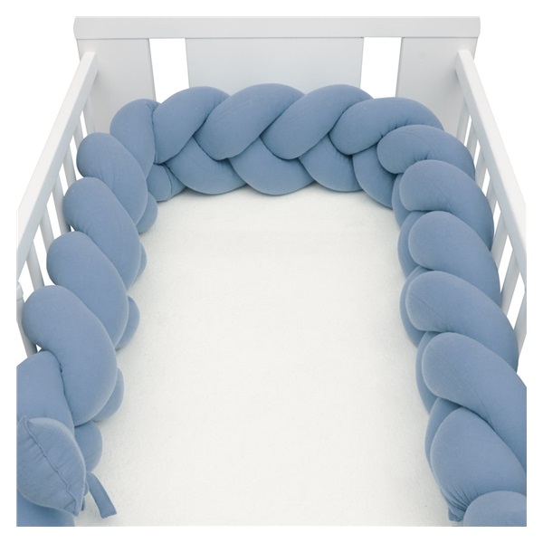 Ochraniacz do łóżeczka warkocz muślinowy New Baby niebieski