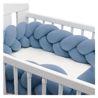 Ochraniacz do łóżeczka warkocz muślinowy New Baby niebieski