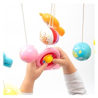 DRUGA JAKOŚĆ Karuzelka plastikowa z projektorem Baby Mix czerwona