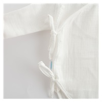 Niemowlęce muślinowe body z bocznym wiązaniem New Baby Soft dress beżowe