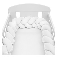 Muślinowy ochraniacz do łóżeczka warkocz New Baby biały