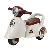 Dziecięcy jeździk z dźwiękiem Baby Mix Scooter biały